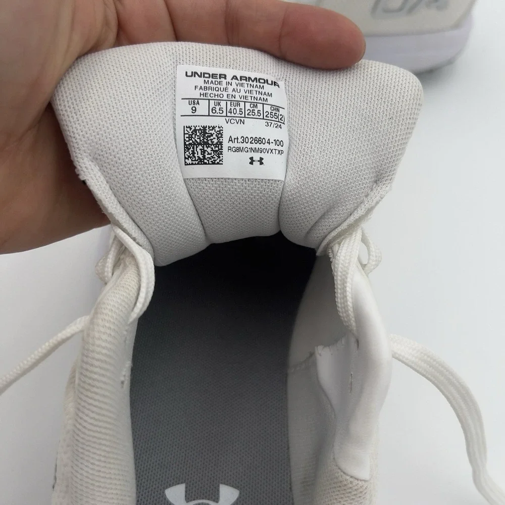 Under‎ Armour HOVR White Running Shoes Women's Size 9 Athletic Training Sneakers